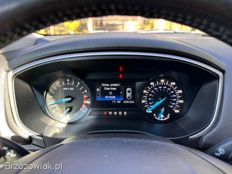 Ford Fusion SE USA 2015