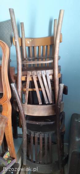 Drewniane krzesła PRL