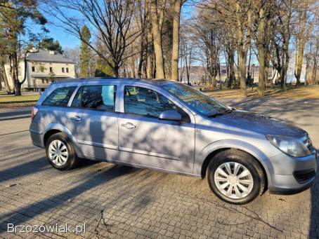 Opel Astra 1,  6 16v Benzyna  2006