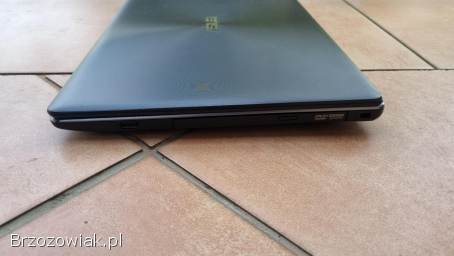 Asus F550L 15,  6 Core i5-4210U 8GB Ram Dysk SSD Windows 10