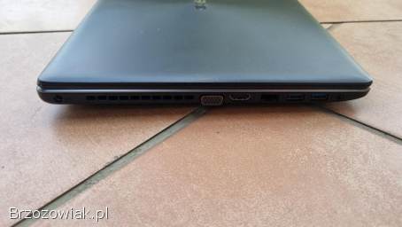 Asus F550L 15,  6 Core i5-4210U 8GB Ram Dysk SSD Windows 10