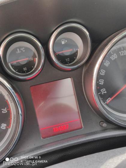 Opel Astra J 2011