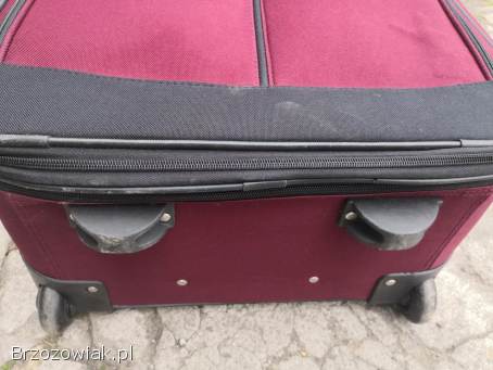 Sprzedam dużą walizkę turystyczną