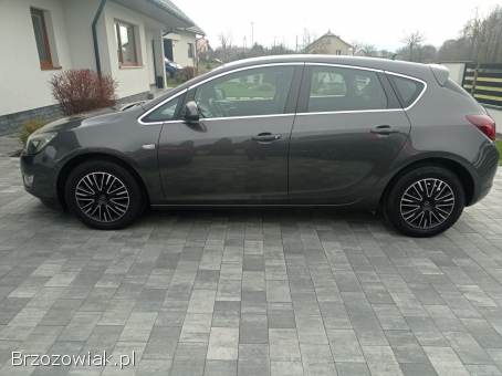 Opel Astra Sport 2010