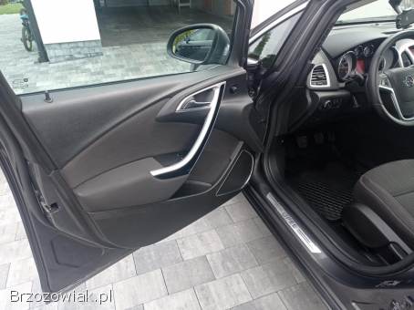 Opel Astra Sport 2010