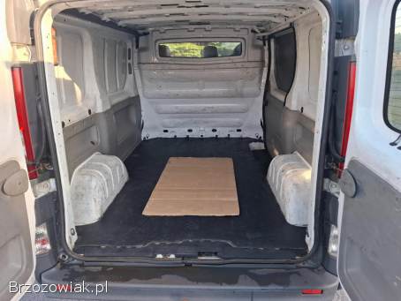 Renault Trafic 2.  0