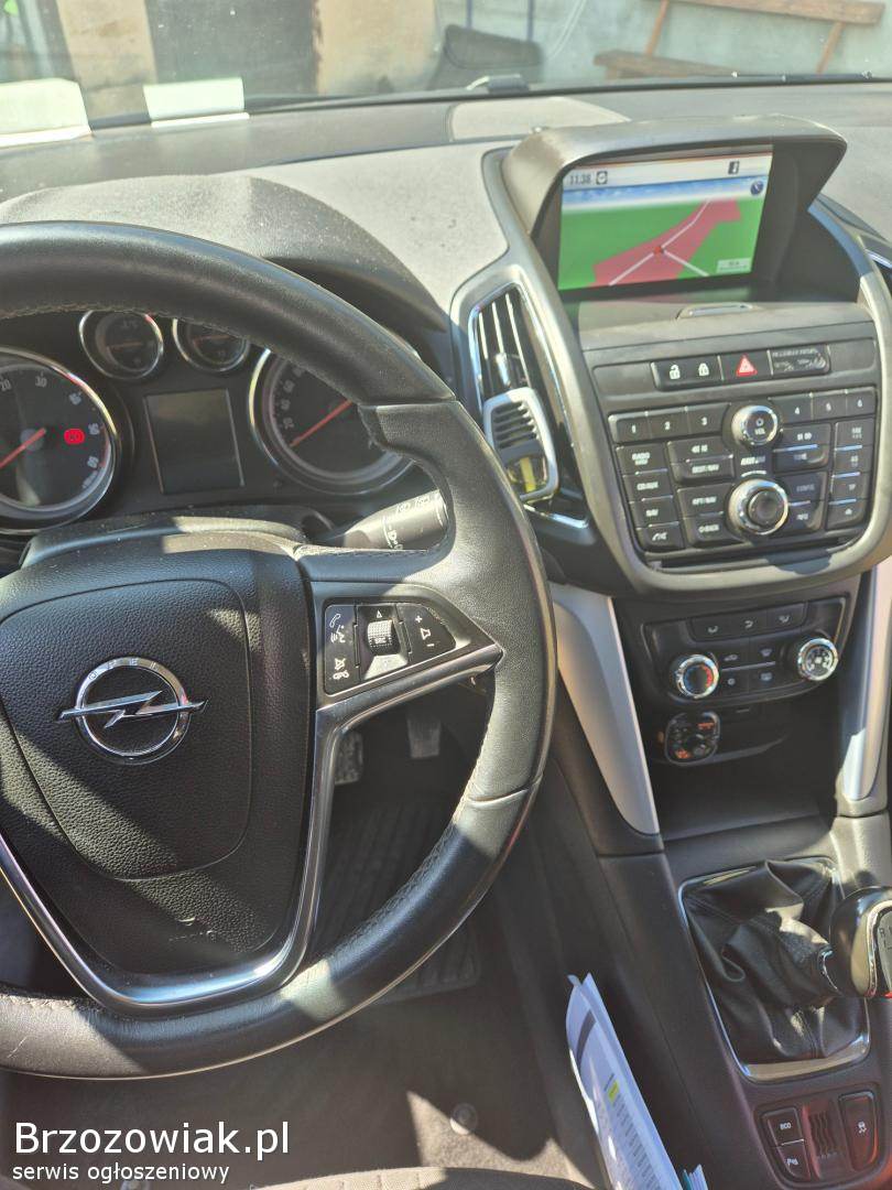 Opel Zafira C 2013