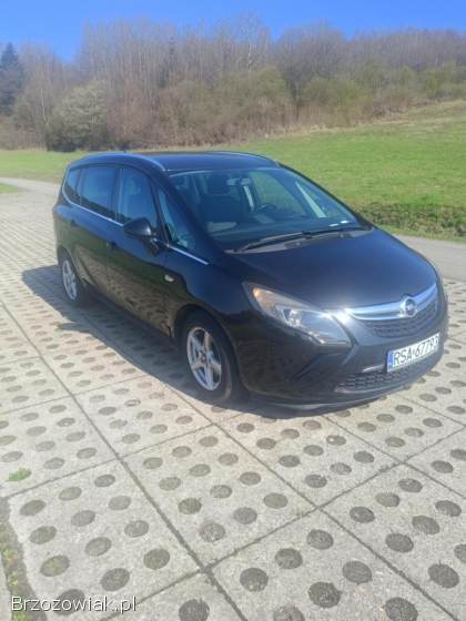 Opel Zafira C 2013