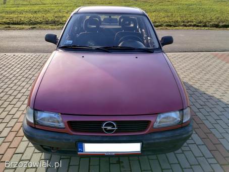 Opel Astra 1.  4 8v+GAZ.   2000
