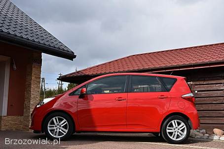 Toyota Verso S 1.  33 VVT-i 99KM 2011