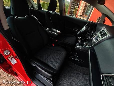 Toyota Verso S 1.  33 VVT-i 99KM 2011