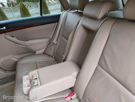 Toyota Avensis 2004