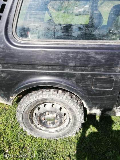 Lada Niva 2001