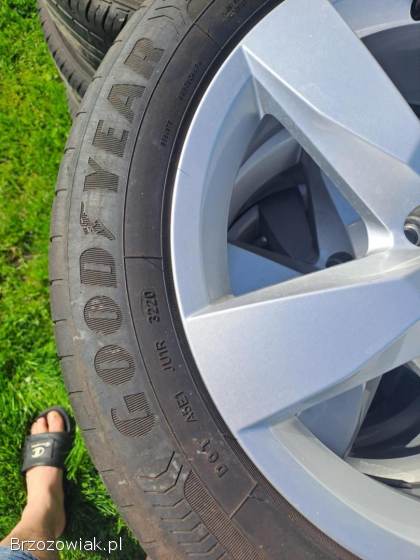 Alufelgi 17 zoll rozstaw śrub 5 ×112 vw oryginalne