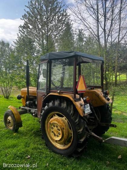 Ursus c-330 w oryginalnym malowaniu