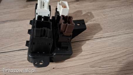 Panel przełączników subaru forester sg II z tempomatem