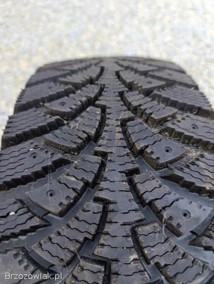 Sprzedam 2 opony zimowe 185x65R15
