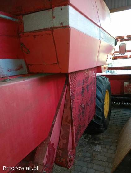 Kombajn Massey Ferguson 487