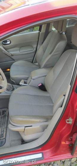 Renault Megane Sedan 1.  6 16V 2004
