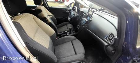 Opel Astra SPORTS TOURER 2010