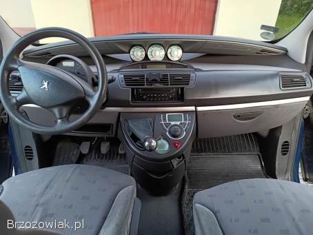 Peugeot 807 7 os.   2004