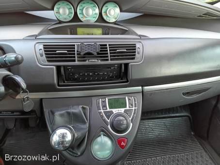 Peugeot 807 7 os.   2004