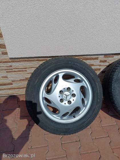 Felgi aluminiowe z oponami