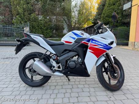 Honda CBR 125R 2015