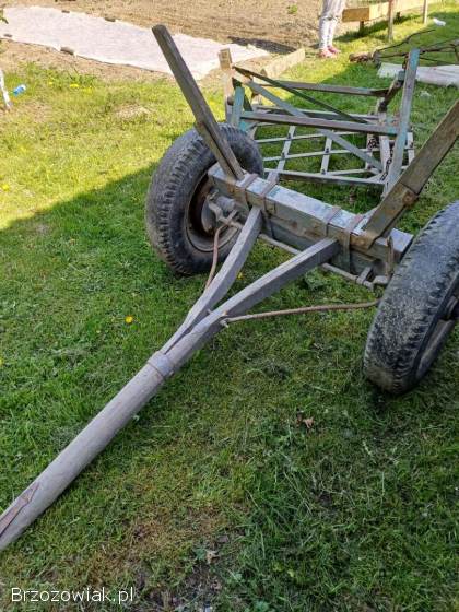 Oś z kołami 16