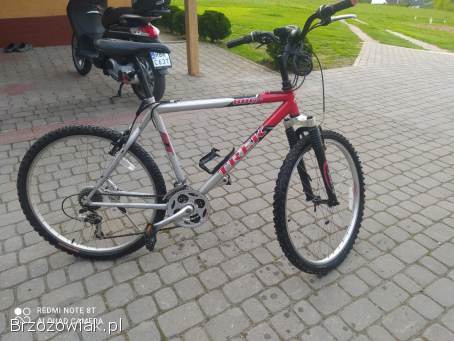 Rower TREK 800