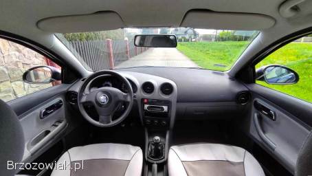Seat Ibiza 1.  2 Salon PL 2003