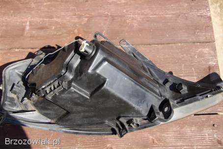 Lampa lewa przednia Citroen C3 rok 2009