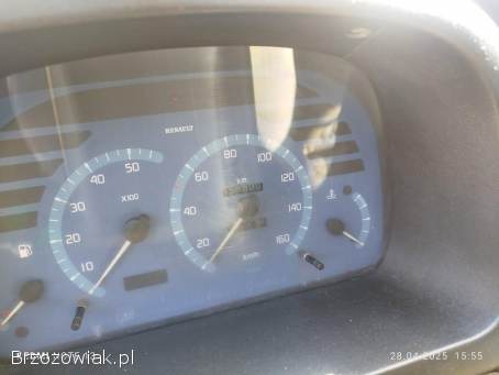 Renault Master kontener 2.  8 dti niskopodwoziowy