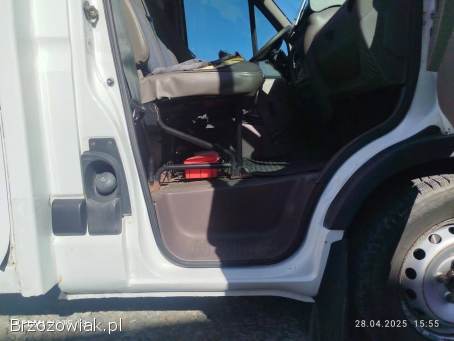 Renault Master kontener 2.  8 dti niskopodwoziowy
