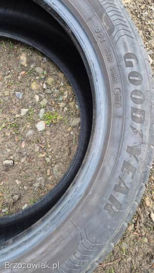 Opony letnie Goodyear 215/55/17