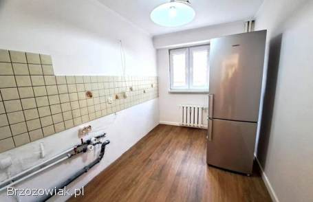 Na sprzedaż mieszkanie 71,  3 mkw.  na parterze w centrum Sanoka,  przystosowane dla