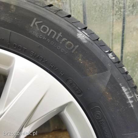 5x114,  3 alufelga oryginał hyundai i40 opona 205/60R16 i felga NOWA!