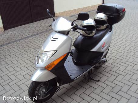 Honda Lead 2005