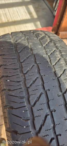 Opony 4 sztuki P255/70R16