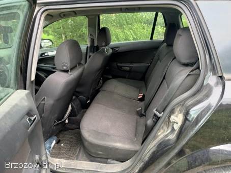 Opel Astra 1.  9CDTI 150km 05 2005