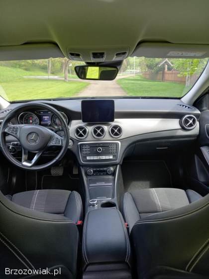 Mercedes-Benz GLA 200 7G-DCT URBAN 2019
