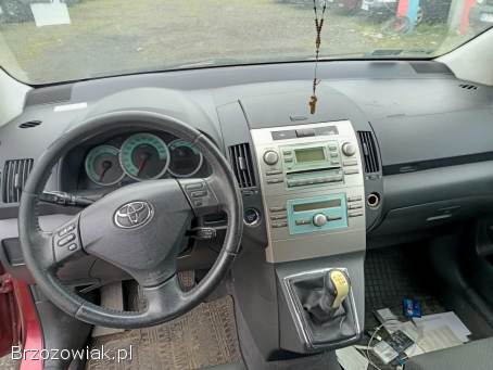 Toyota Corolla Verso 2.  2 D-4D 136km  2006