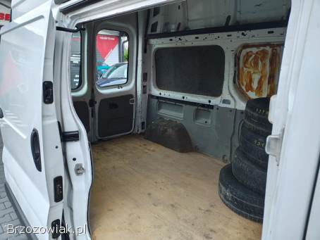 Nissan Primaster Długi i Wysoki 2009
