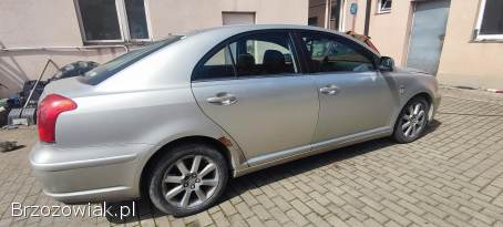 Toyota avensis w całości lub na części