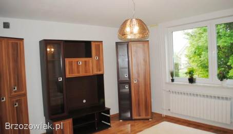 Dom z 7-pokojami do wynajęcia w Zagórzu