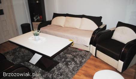 Dom z 7-pokojami do wynajęcia w Zagórzu