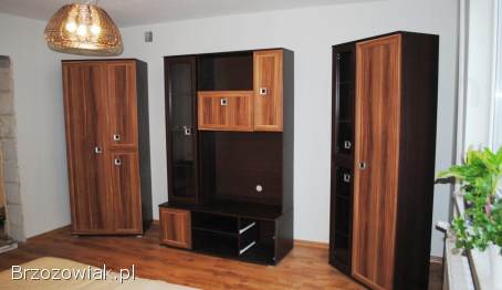 Dom z 7-pokojami do wynajęcia w Zagórzu