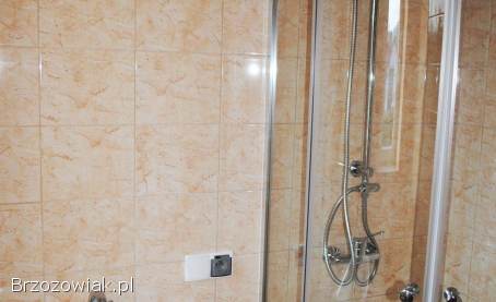 Dom z 7-pokojami do wynajęcia w Zagórzu