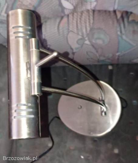 Stylowa lampa na biurkowa