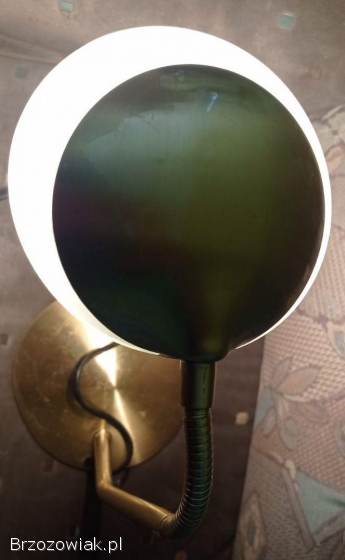 Stylowa lampa na biurkowa